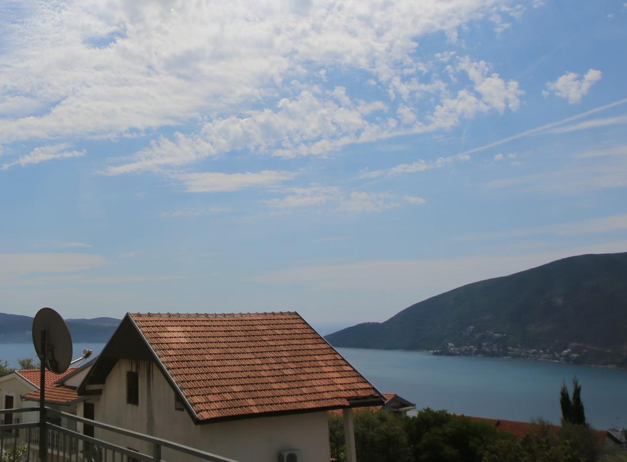 Vila House By The Sea Herceg Novi Exteriér fotografie